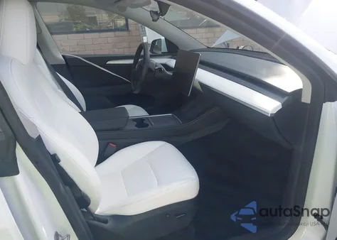 2023 Tesla Model Y Awd/Long Range Dual Motor All-Wheel Drive from USA, damaged, VIN 7SAYGDEE2PF832769